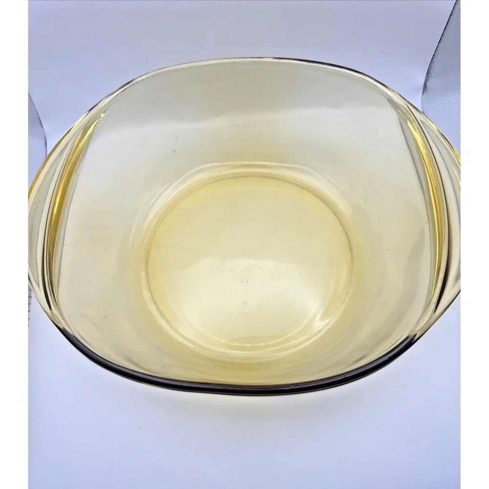 Vintage 1960's Dynaware Pyr-O-Rey Yellow Amber Glass Casserole Dish with Handles